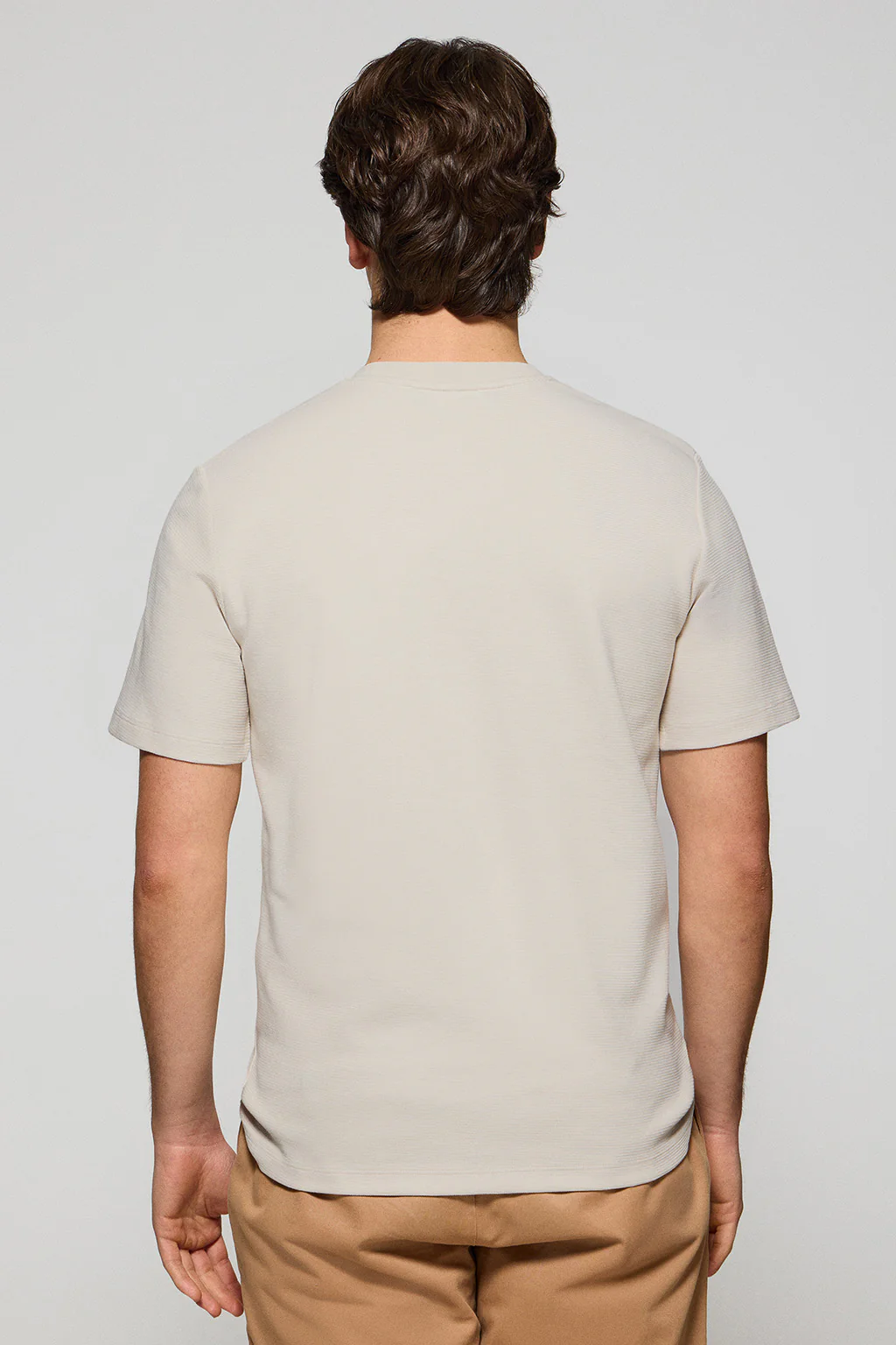 Light-grey microstructured tee with PC embroidered monogram - Image 2