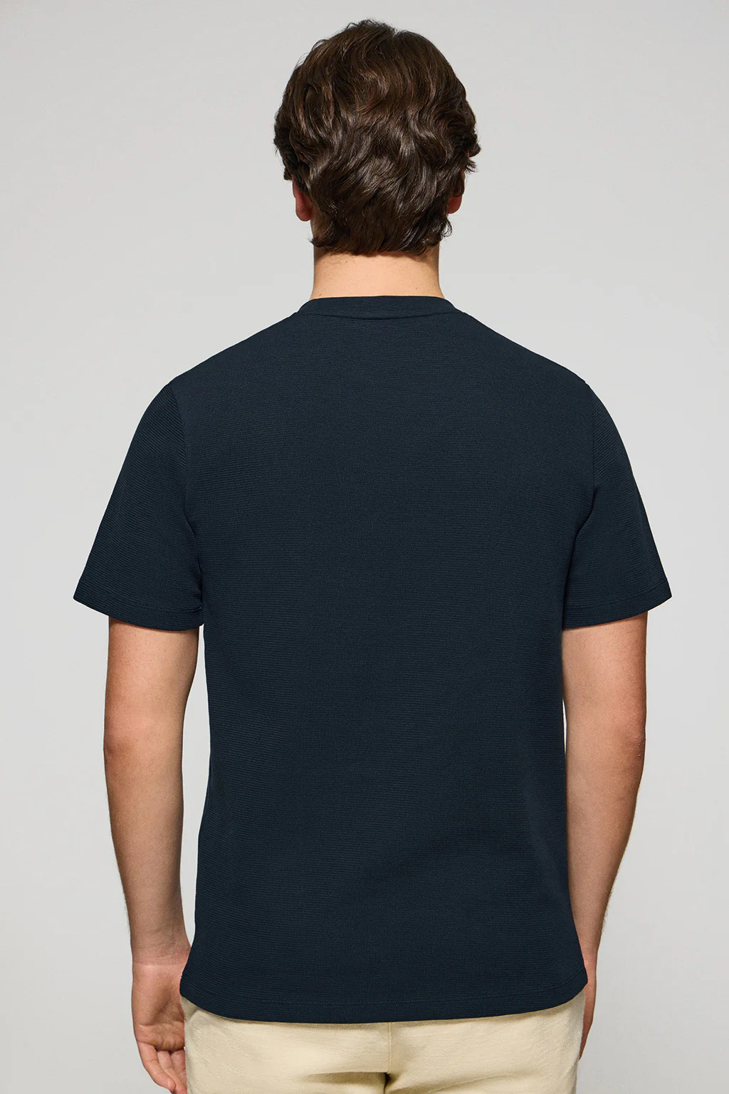 Navy-blue microstructured tee with PC embroidered monogram - Image 2