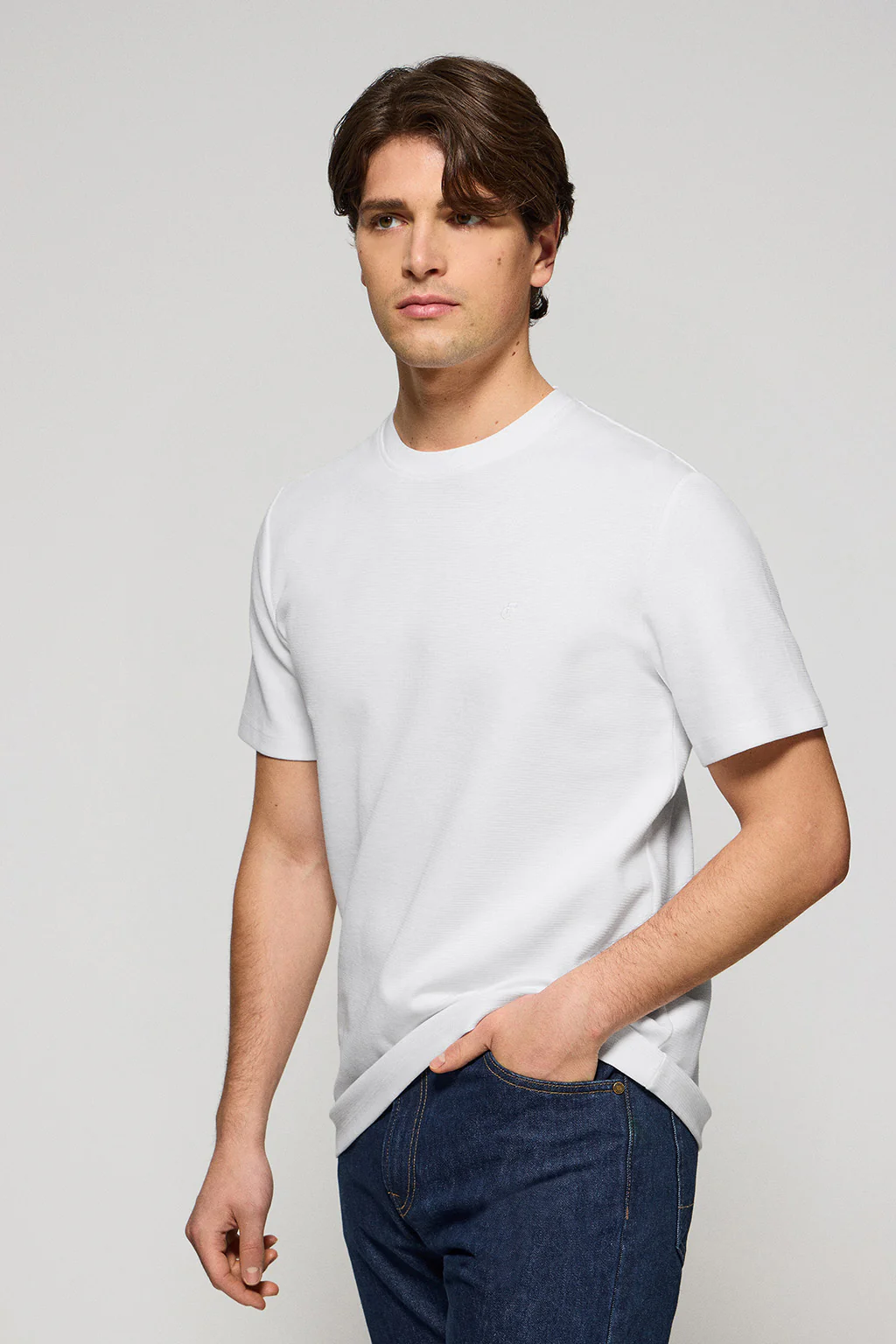 White microstructured tee with PC embroidered monogram