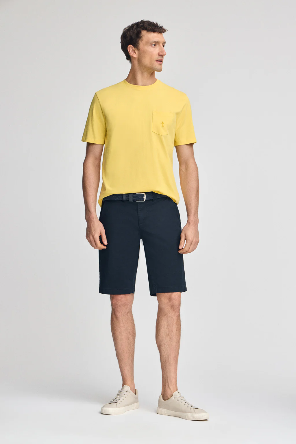 Yellow short-sleeve T-shirt with pocket and Rigby Best embroidery - Image 4