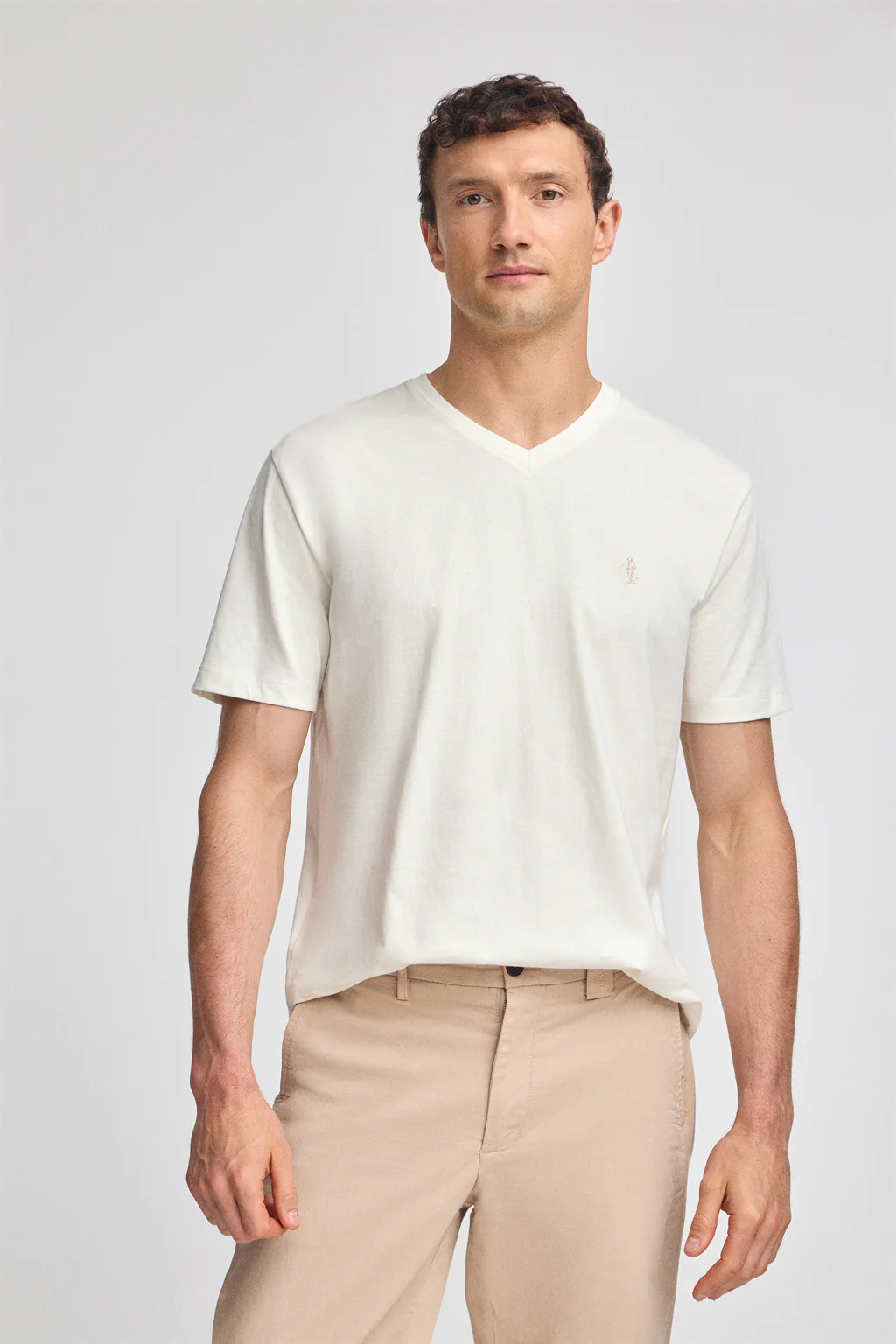 Nude short-sleeve V-neck T-shirt with Rigby Best embroidery