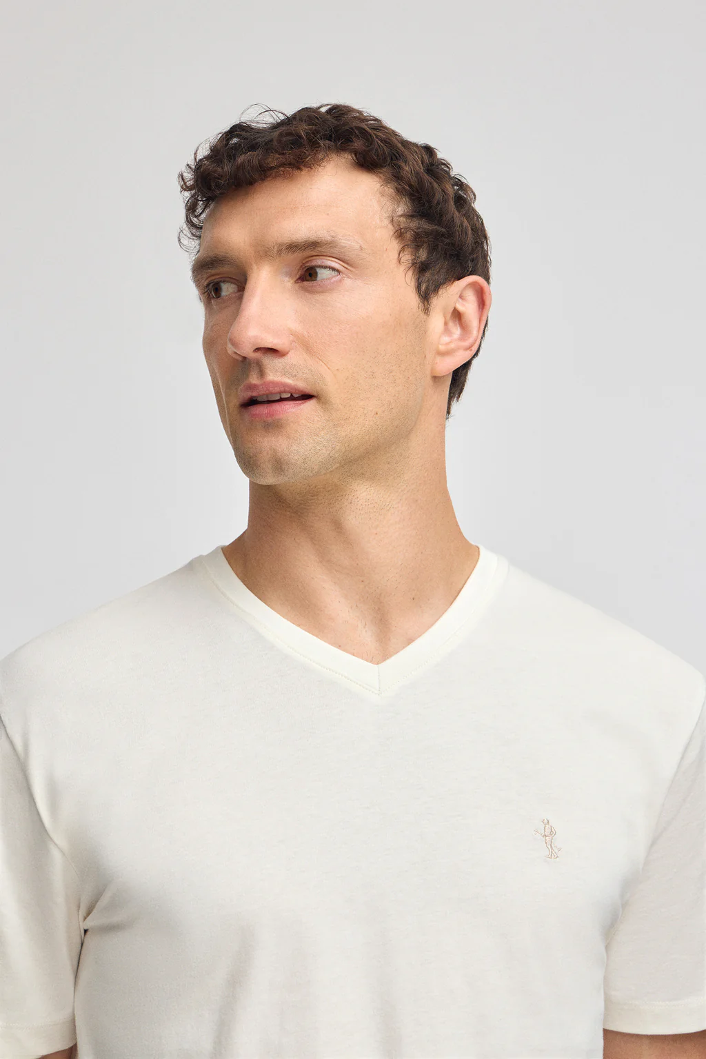 Nude short-sleeve V-neck T-shirt with Rigby Best embroidery - Image 3