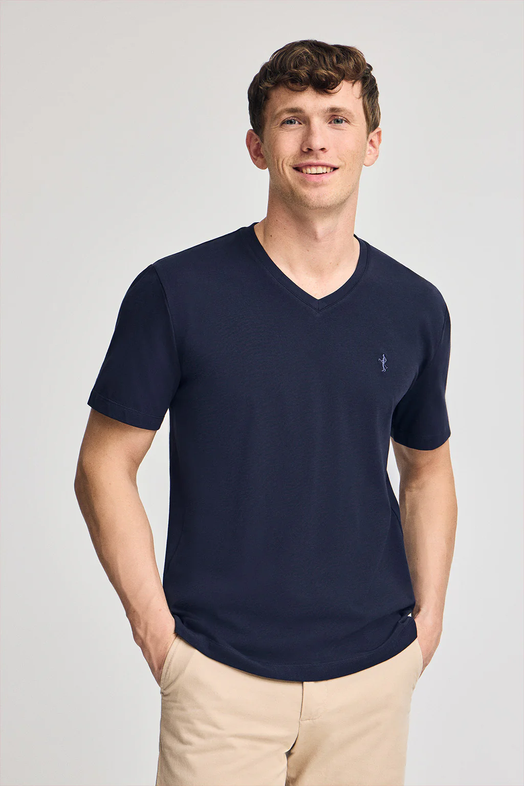 Navy-blue short-sleeve V-neck T-shirt with Rigby Best embroidery