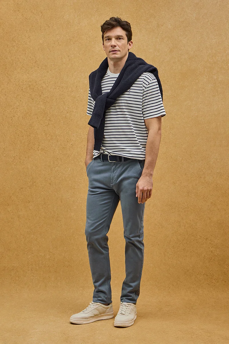 Striped loose-fit T-shirt in nude and navy blue with Rigby Go logo - Image 2