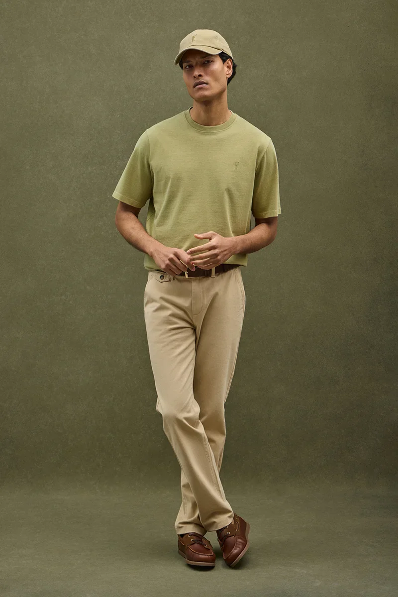 Leaf-green loose-fit T-shirt with round neck and Rigby Go logo