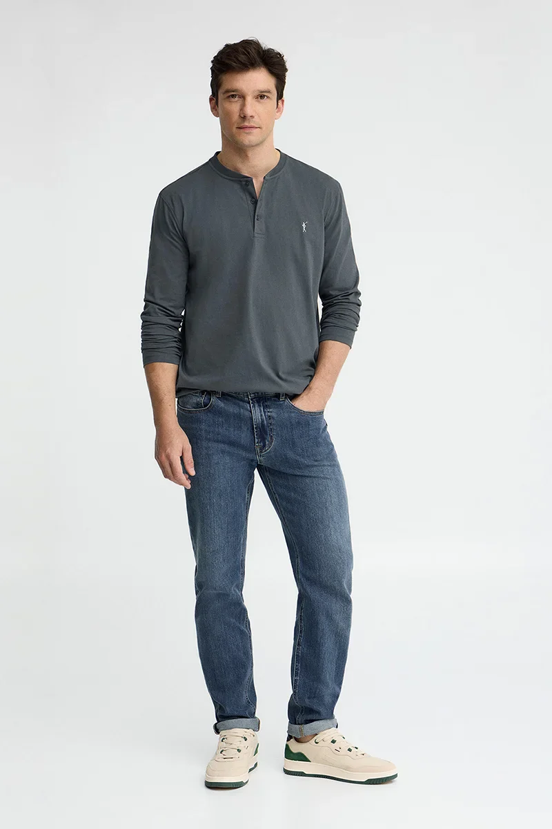 Stone-grey Henley T-shirt with Rigby Go embroidery - Image 4