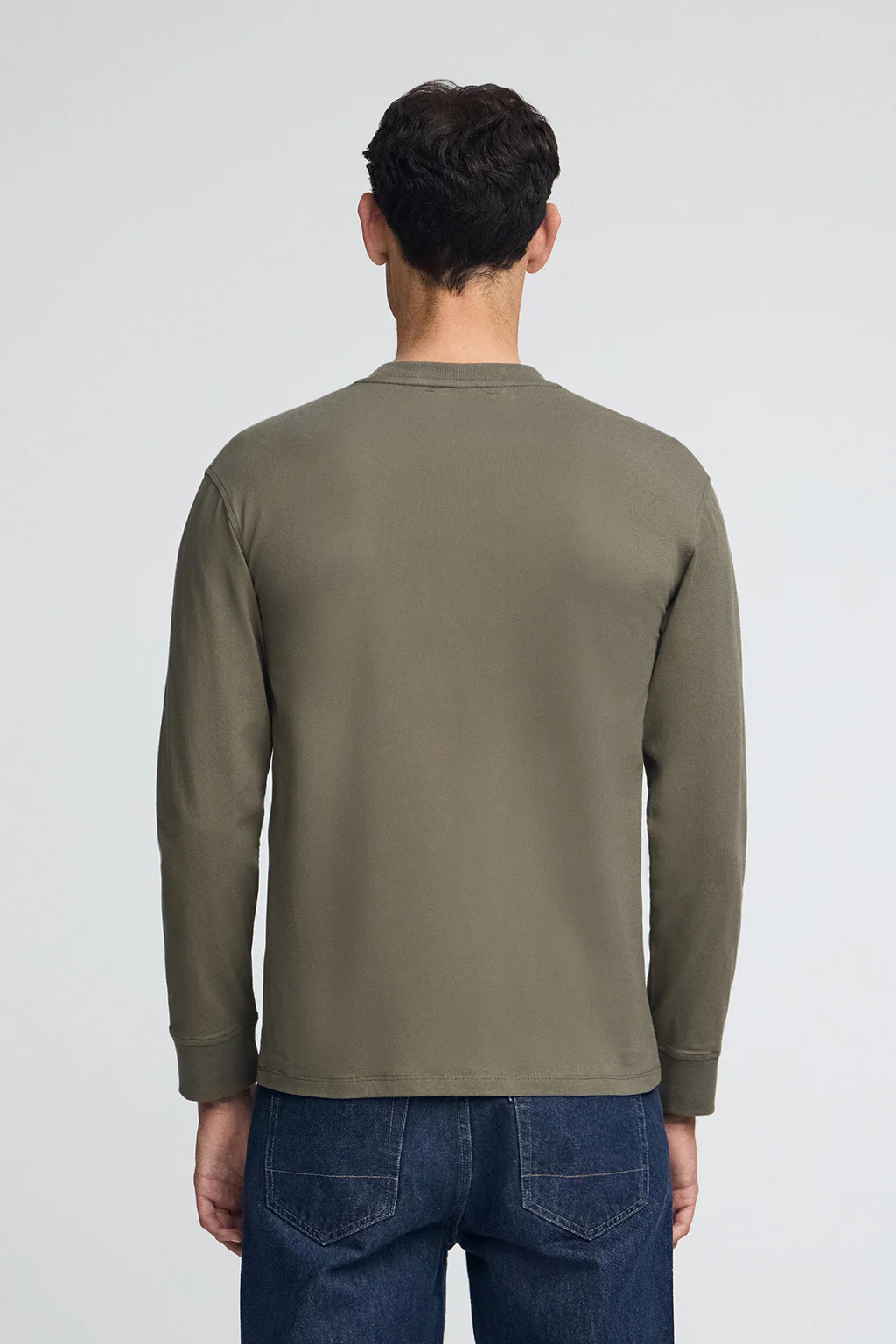 Army-green long-sleeve T-shirt with Rigby Go embroidered logo - Image 4