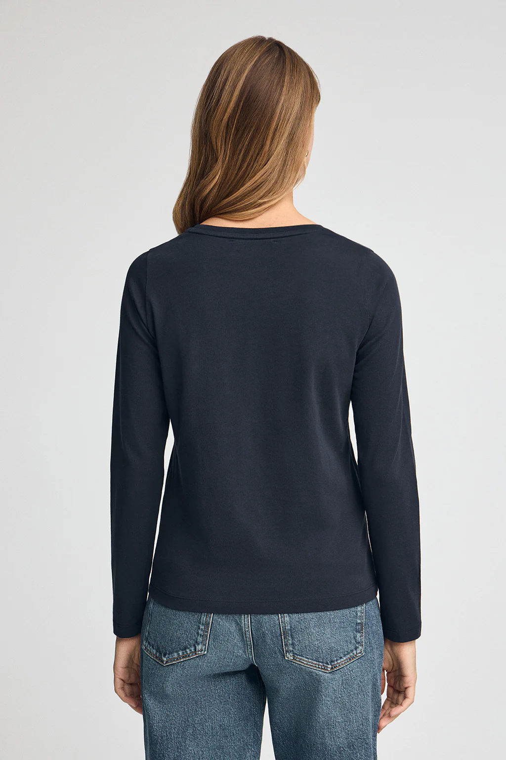 Navy-blue long-sleeve T-shirt with round neck and Rigby Go embroidered logo - Image 4