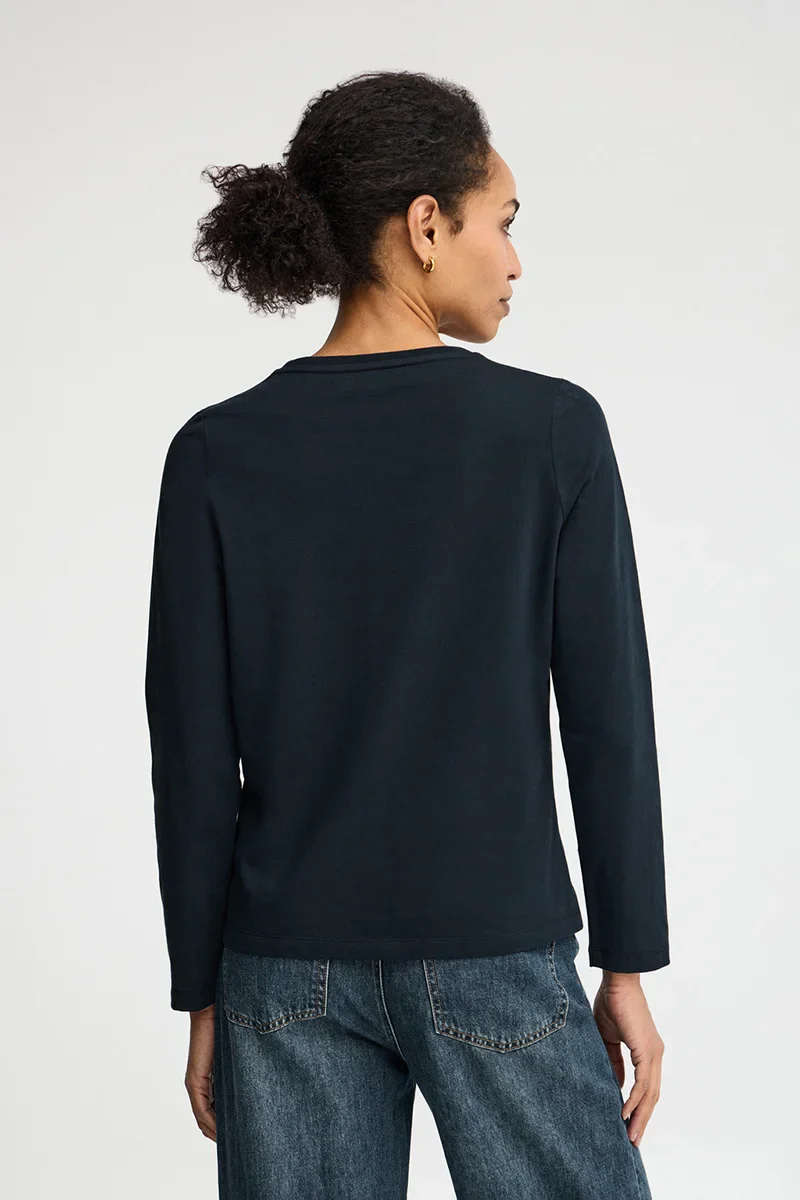 Navy-blue long-sleeve round-neck T-shirt with Rigby Go embroidery - Image 4