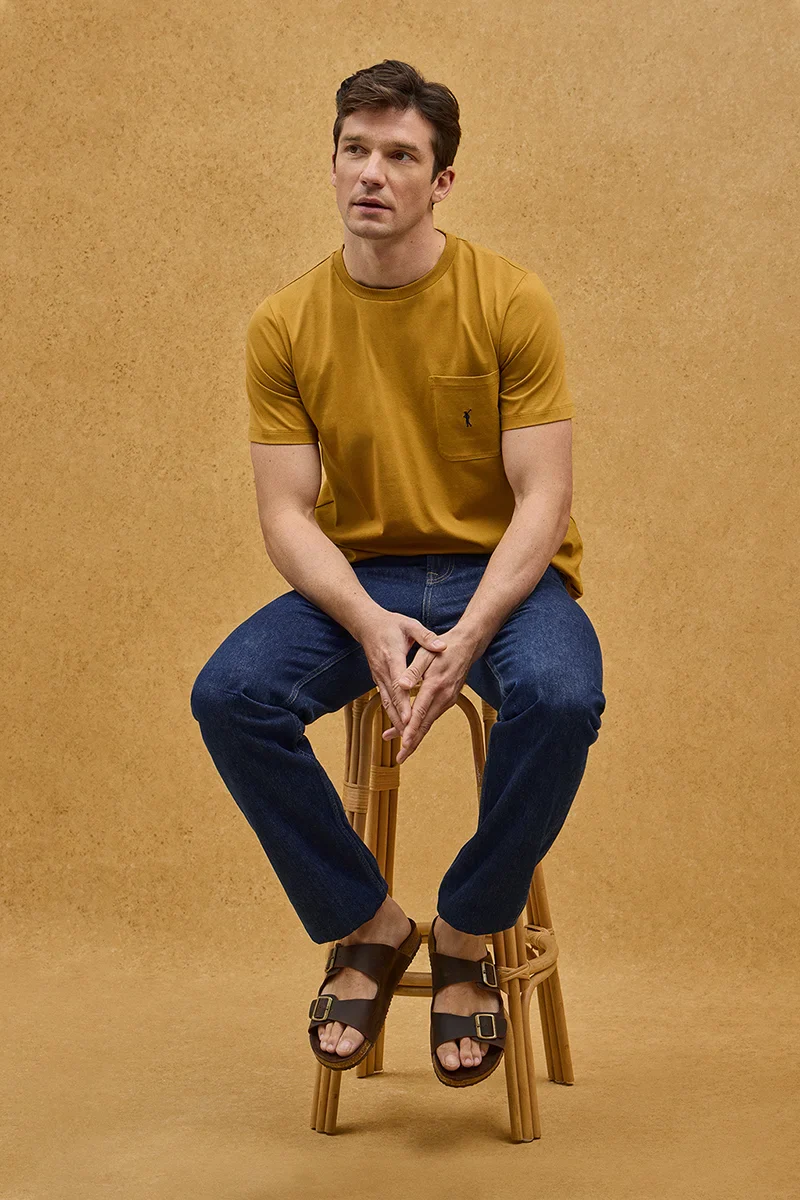 Mustard T-shirt with pocket and Rigby Go logo - Image 2