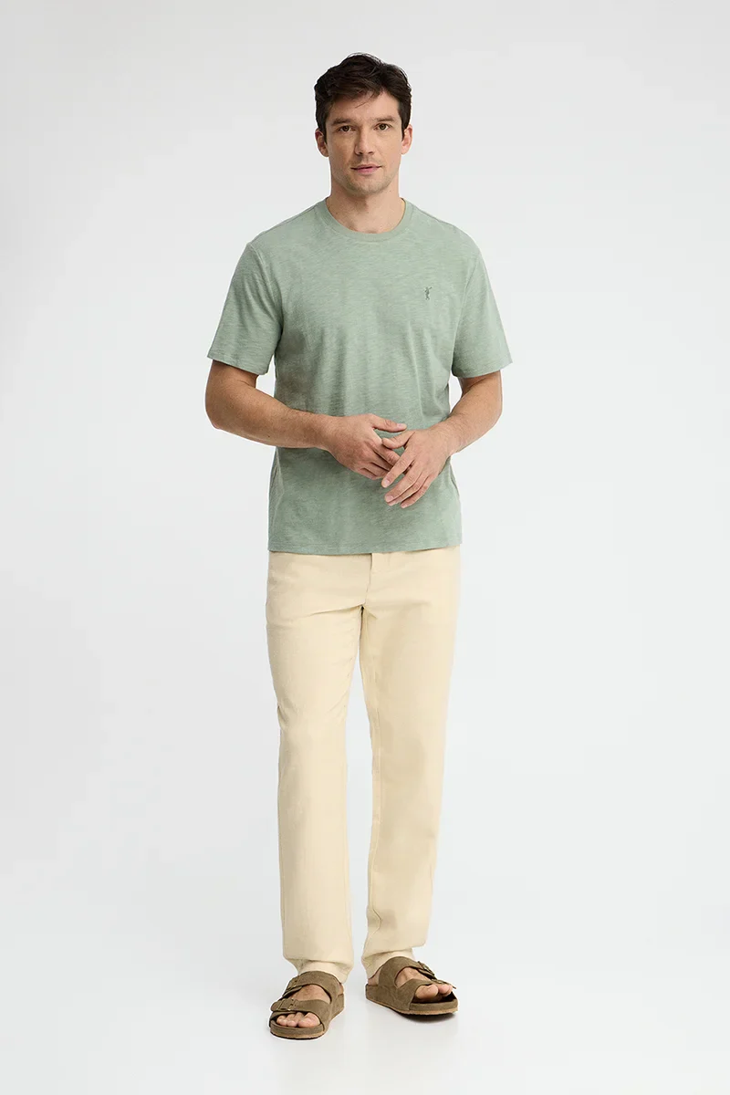 Pale-green short-sleeve T-shirt with loose fit and Rigby Go logo - Image 4