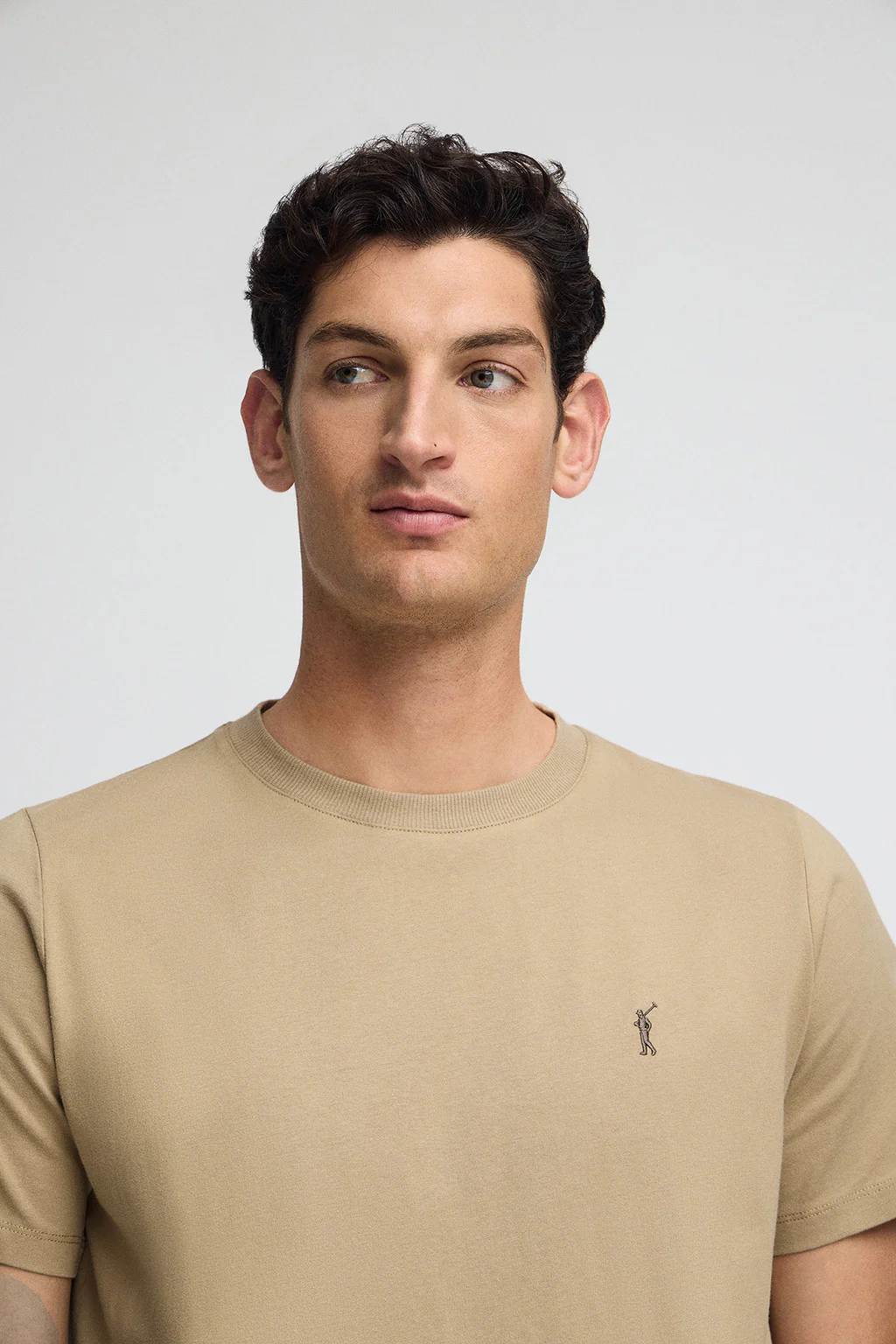Light-brown round-neck T-shirt with Rigby Go embroidery - Image 2