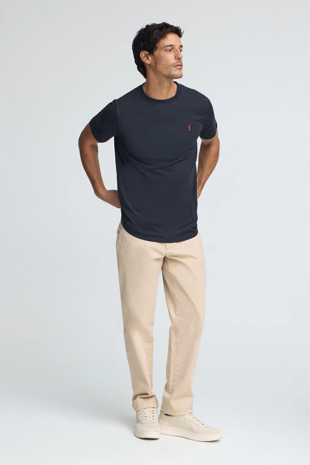 Navy-blue round-neck T-shirt with Rigby Go embroidery - Image 3