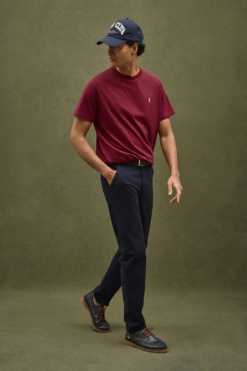 Maroon short-sleeve T-shirt with Rigby Go embroidery - Image 2