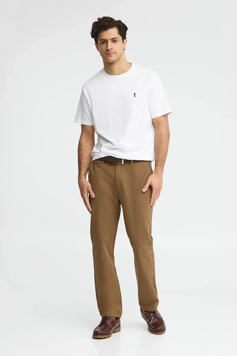 White short-sleeve T-shirt with Rigby Go embroidery - Image 4