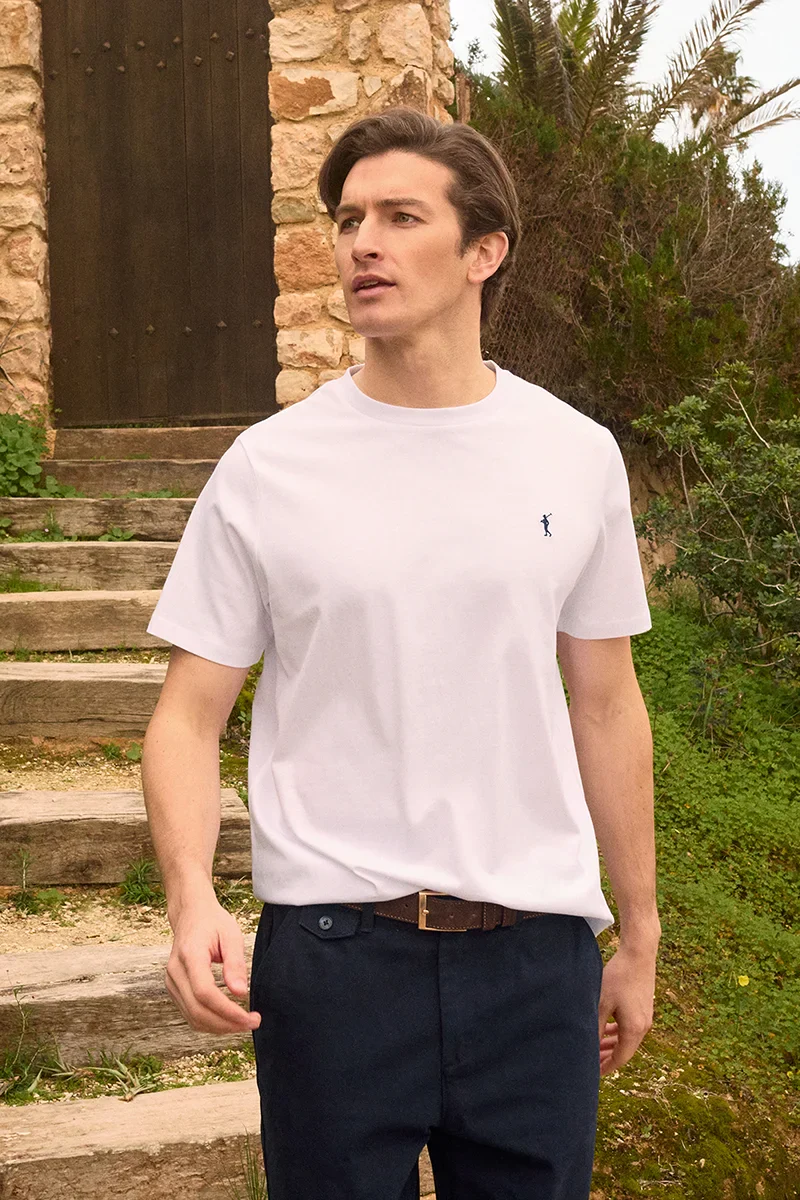 White short-sleeve T-shirt with Rigby Go embroidery - Image 6