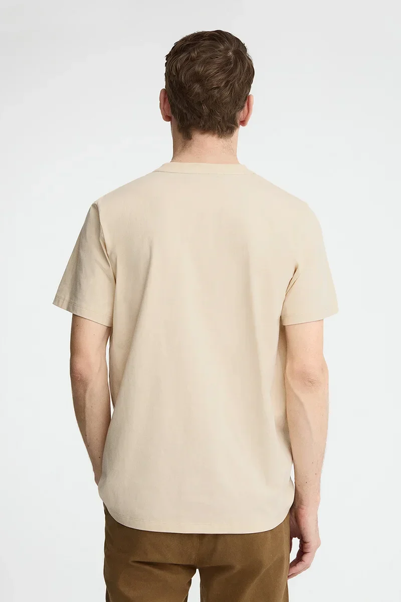 Cream V-neck T-shirt with Rigby Go logo - Image 4