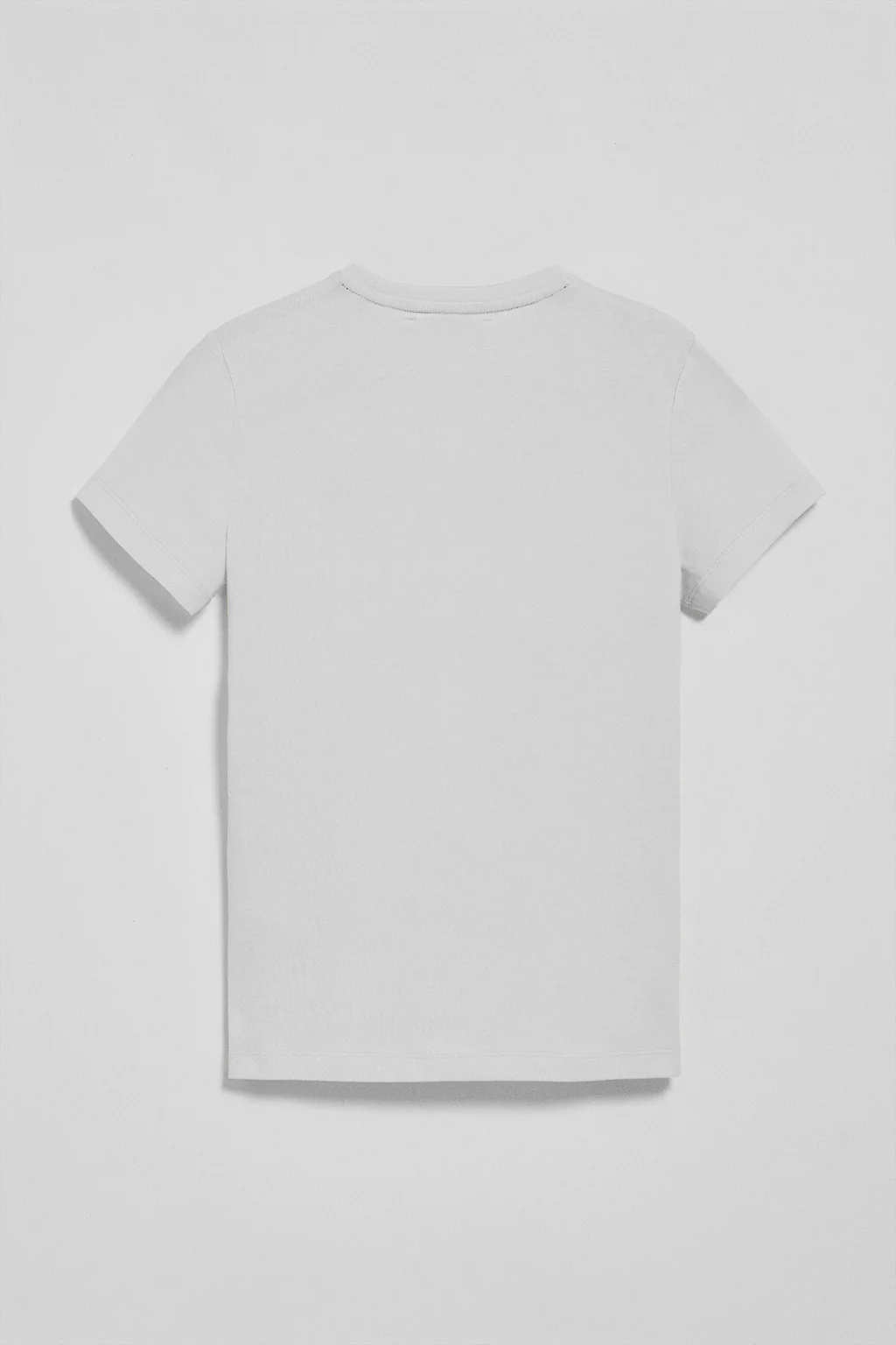 White round-neck T-shirt with Rigby Go embroidery - Image 6