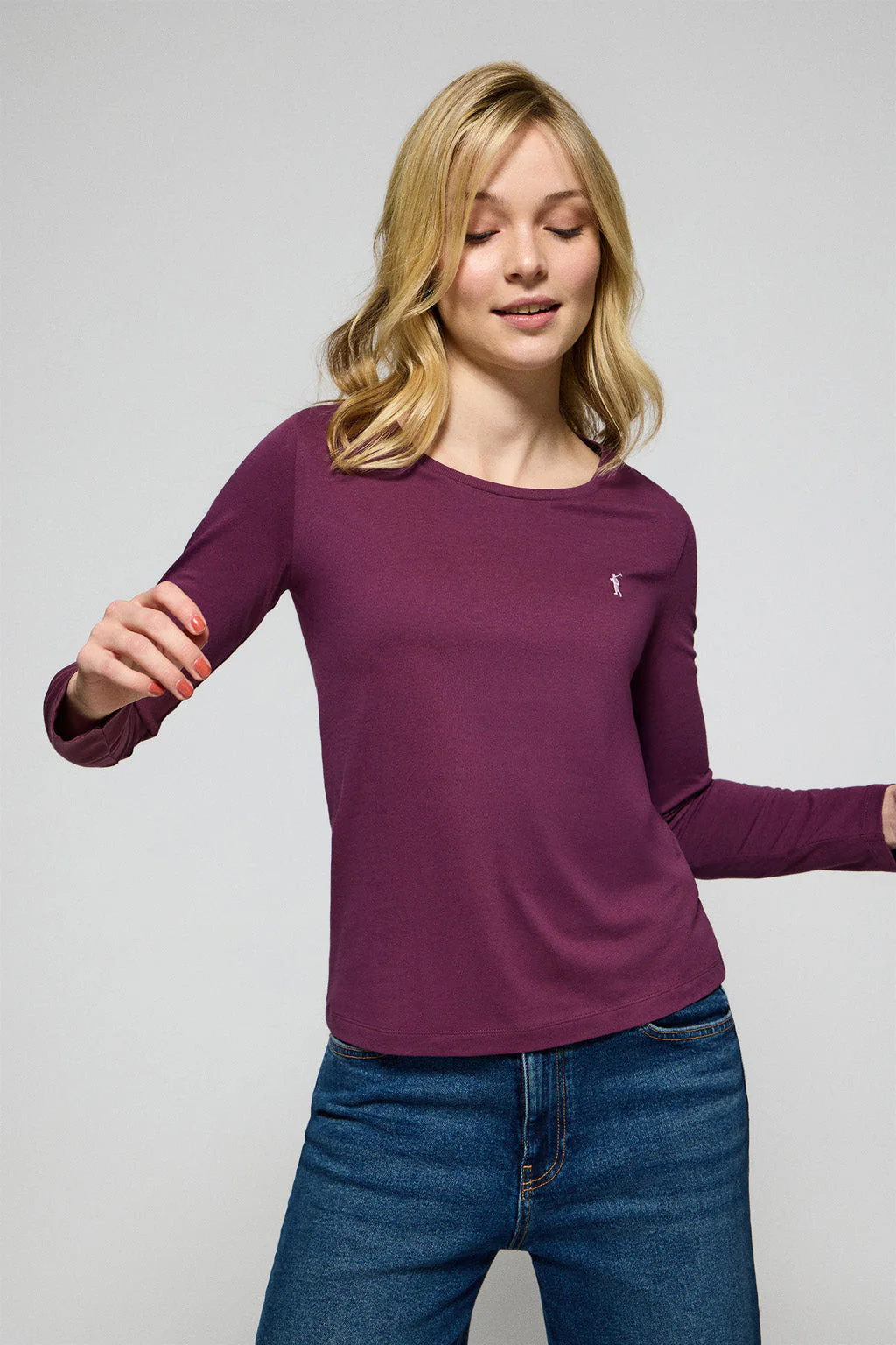 Plum long-sleeve basic T-shirt with Rigby Go logo - Image 2