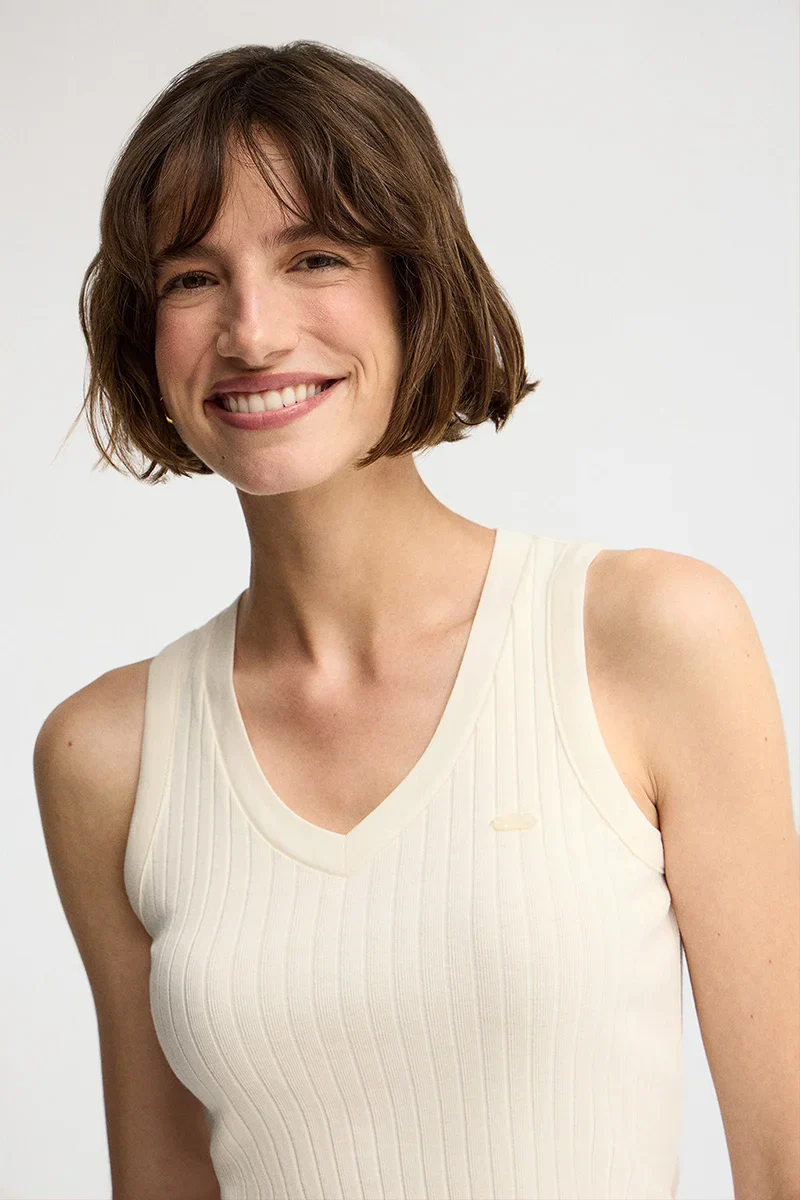 Nude sleeveless ribbed T-shirt with V-neck and Polo Club logo - Image 3