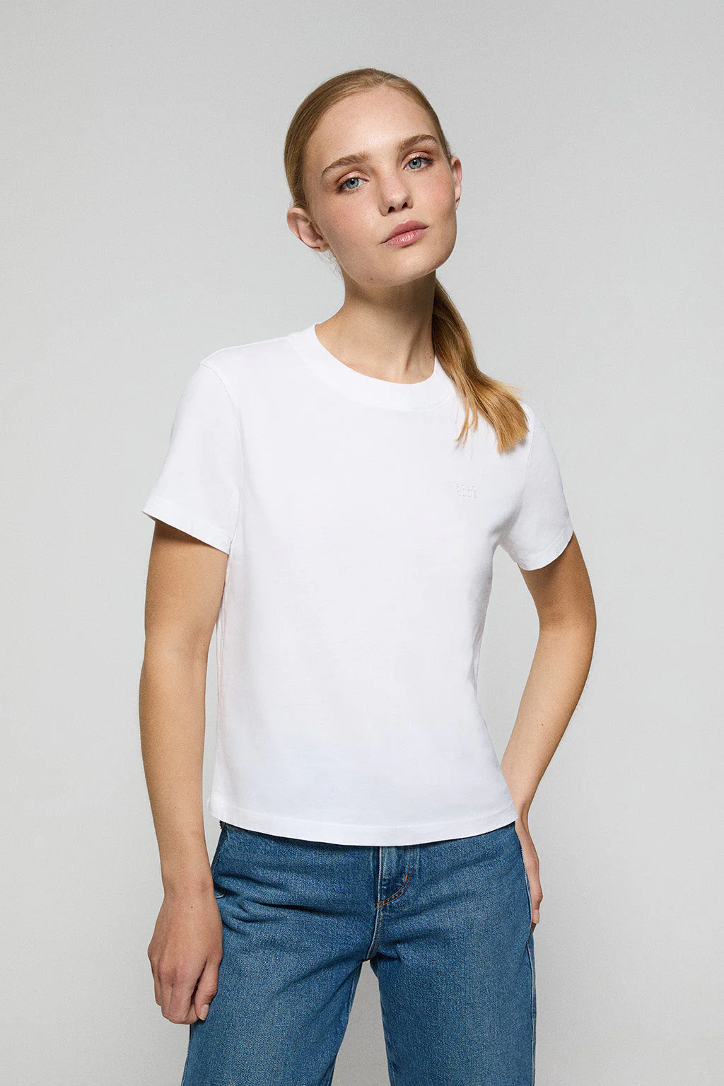 White boxy-fit Tori tee with Regular Block Polo Club rubberised print