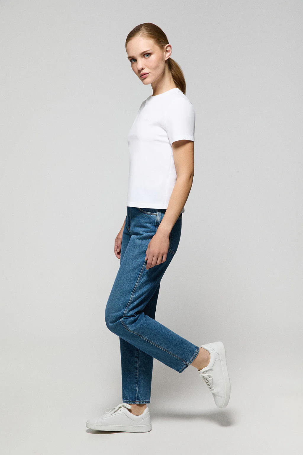 White boxy-fit Tori tee with Regular Block Polo Club rubberised print - Image 3