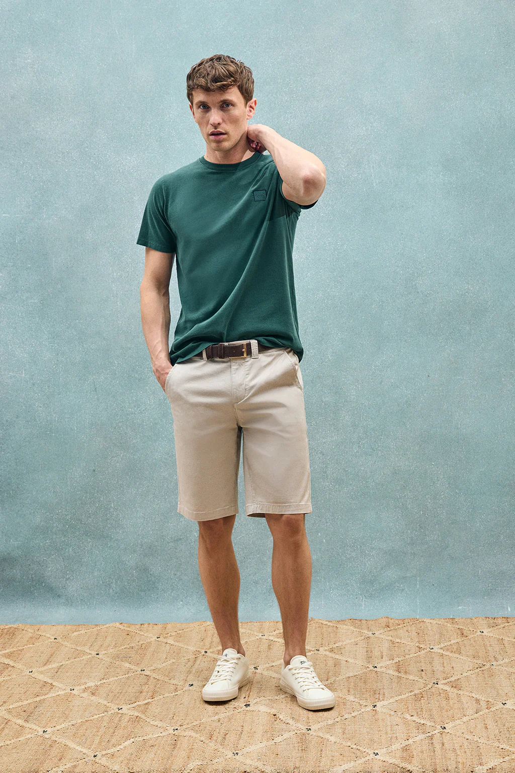 Emerald-green garment-dyed T-shirt with Polo Club detail - Image 10