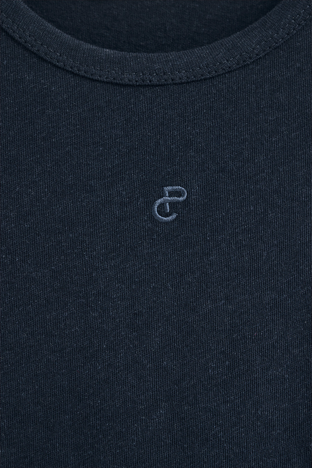 Navy-blue tank top in linen and cotton with embroidered monogram - Image 6