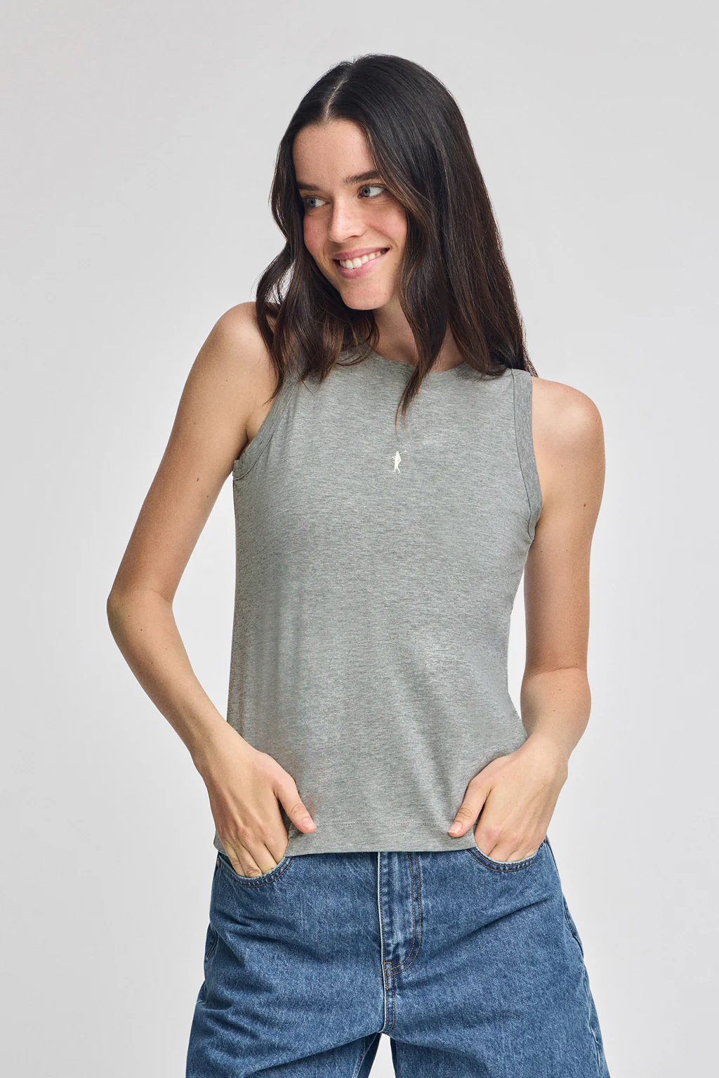 Grey-marl sleeveless basic tee with round neck and Rigby Go embroidered logo