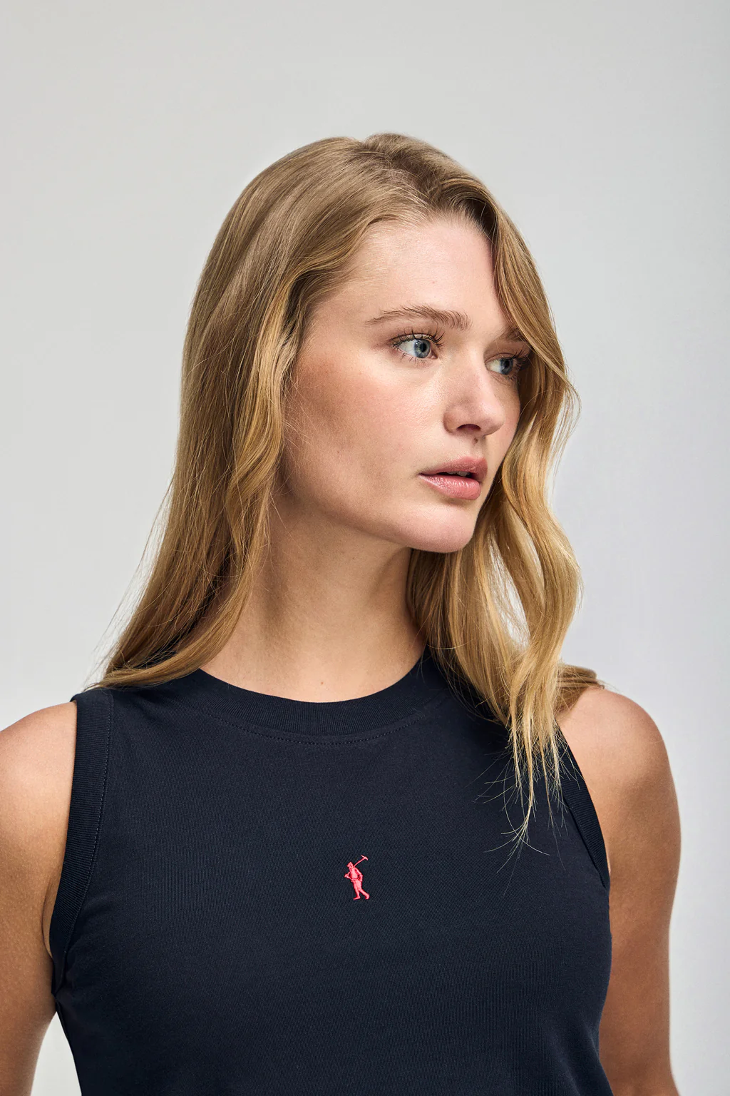 Navy-blue sleeveless basic tee with round neck and Rigby Go embroidered logo - Image 3