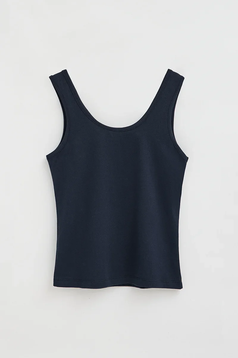 Navy-blue tank top with slim fit and Rigby Go embroidery - Image 8