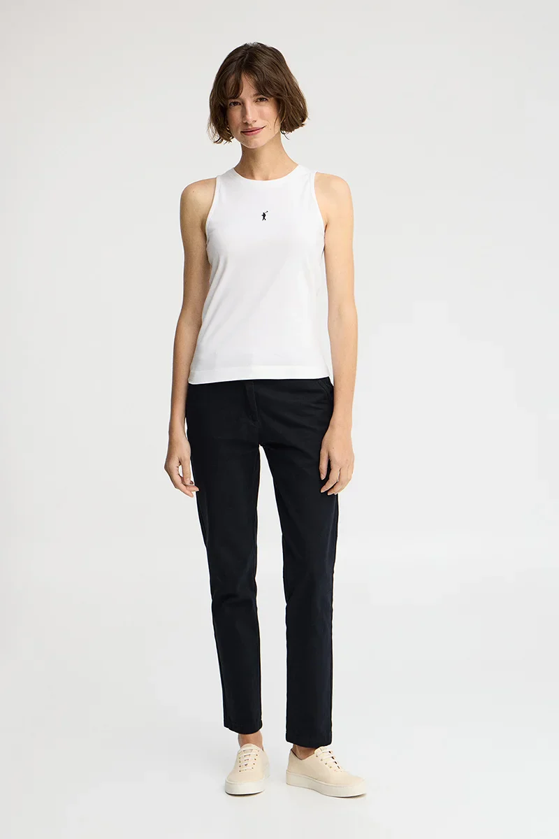 White sleeveless T-shirt with slim fit and Rigby Go embroidery - Image 4