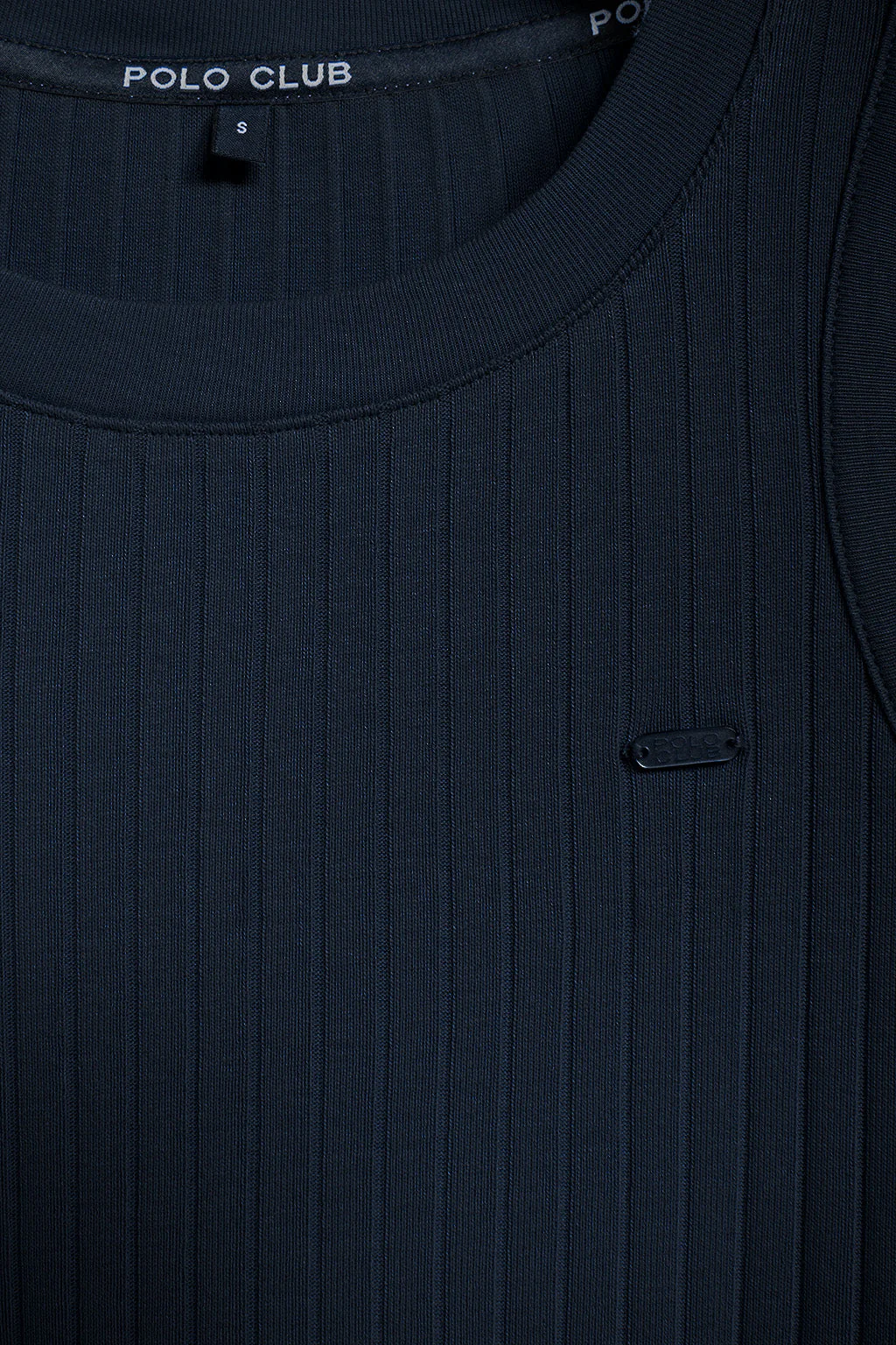 Navy-blue ribbed sleeveless Tamika top with branded pearly button - Image 7
