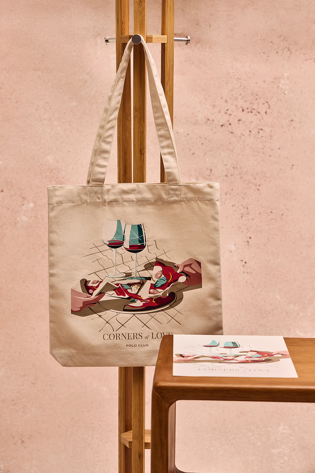 Tote bag + ‘Trattoria’ print. Corners of Love by Polo Club & El Chico Llama