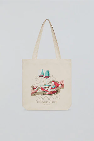 Tote bag + ‘Trattoria’ print. Corners of Love by Polo Club & El Chico Llama - Image 8