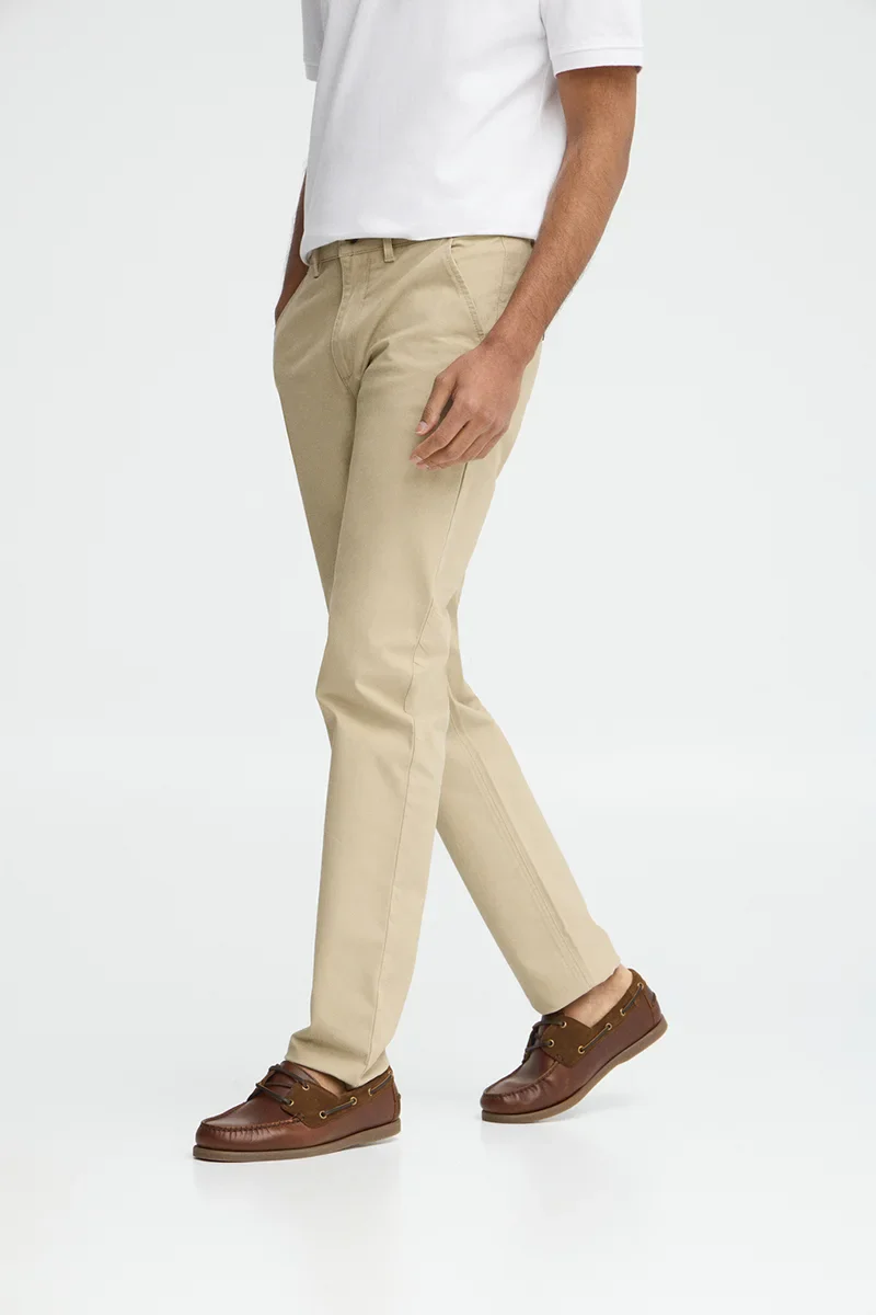 Cream slim-fit chinos with Polo Club logo - Image 4