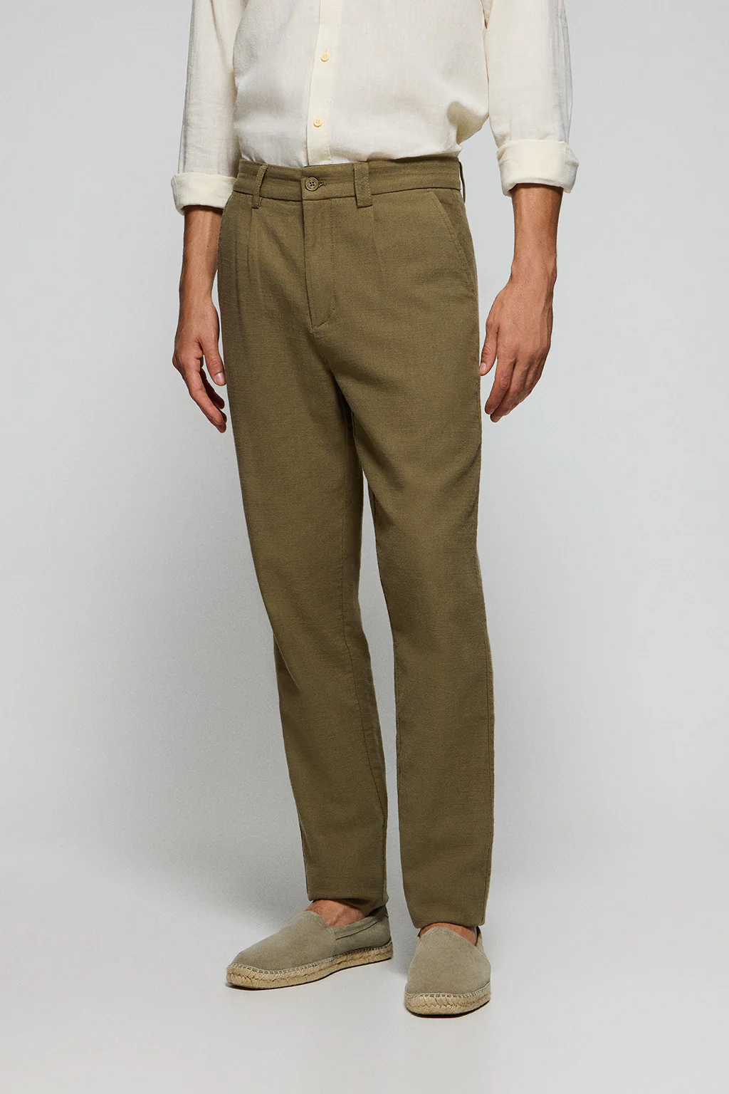 Khaki trousers in linen and cotton with embroidered Polo Club details - Image 3
