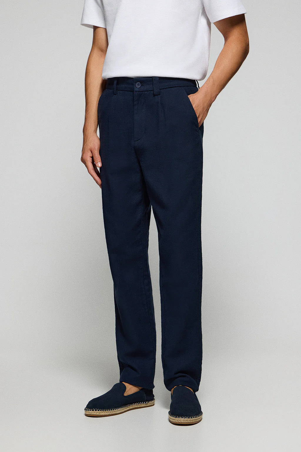 Navy-blue trousers in linen and cotton with embroidered Polo Club details - Image 3