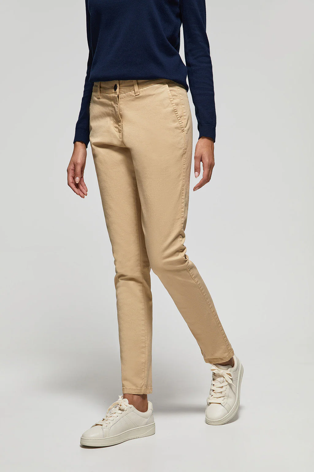 Sandy slim-fit chinos with Polo Club detail - Image 3