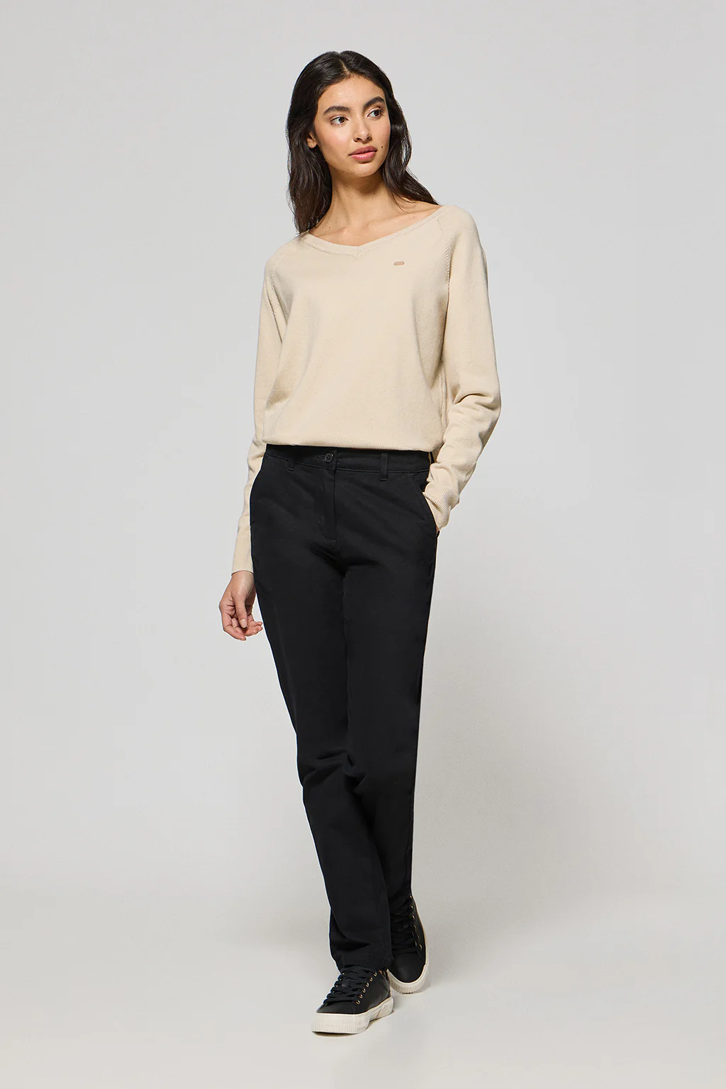 Black chinos May with minimal Polo Club pocket embroidery