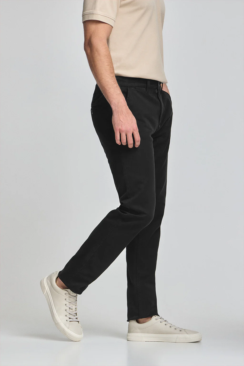 Black slim-fit chinos Moore - Image 3