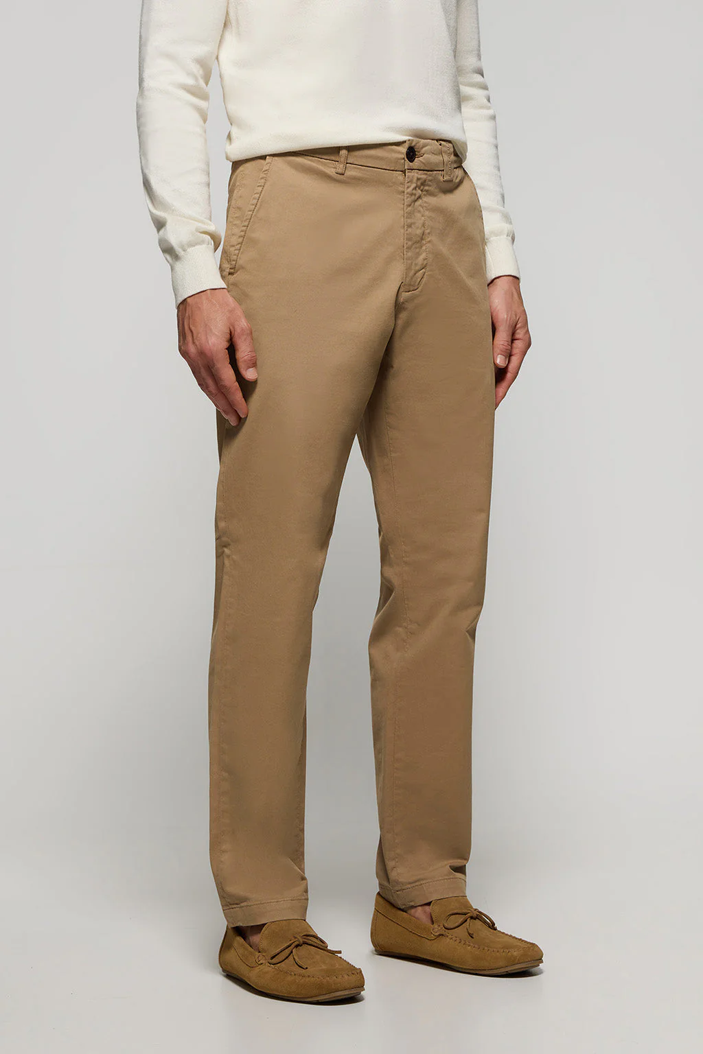Camel regular-fit chinos with Polo Club details - Image 3