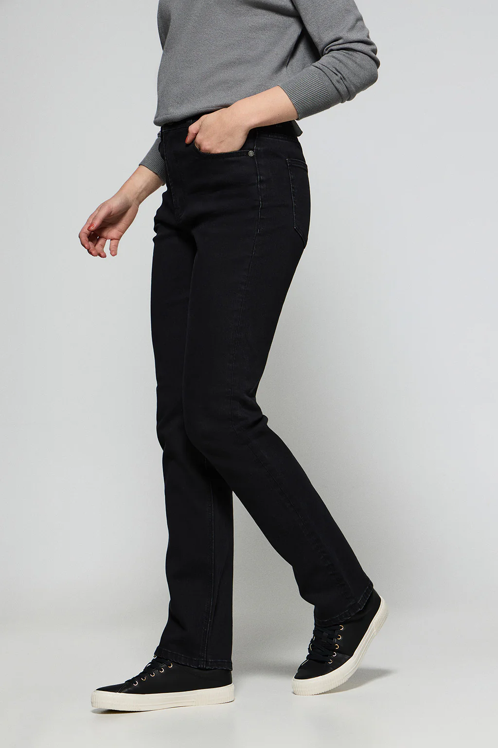 Black jeans Tanya with Polo Club details - Image 4