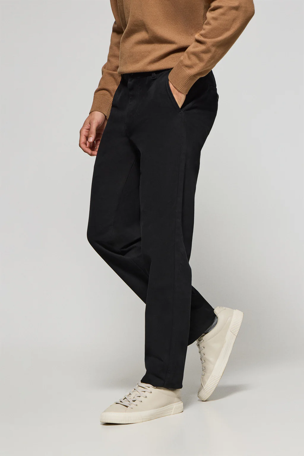 Black chinos Vanya with Polo Club embroidery - Image 3