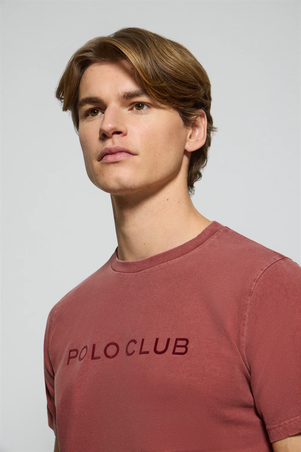 Red garment-dyed T-shirt Apolo with velvety Polo Club logo - Image 3