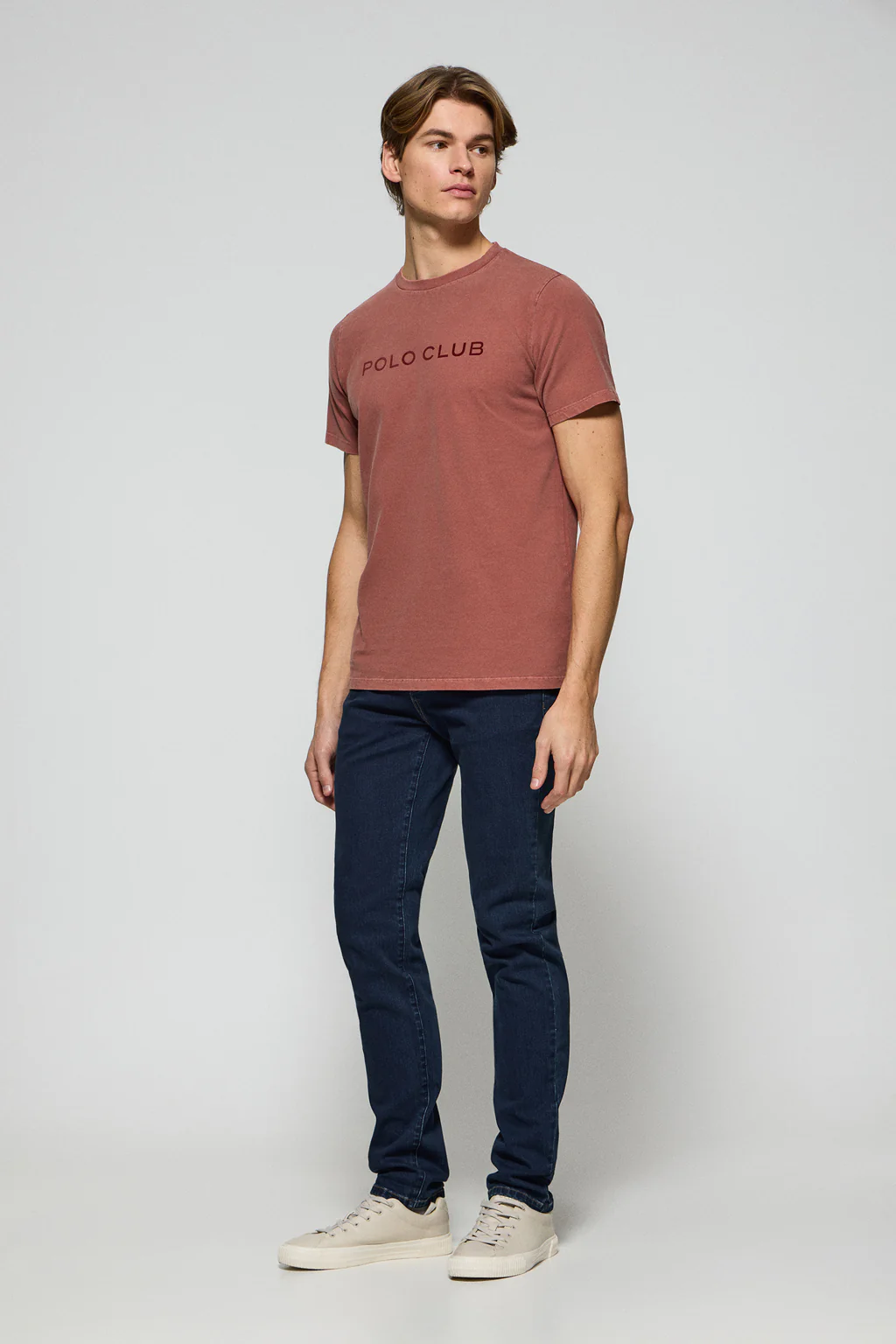Red garment-dyed T-shirt Apolo with velvety Polo Club logo - Image 4