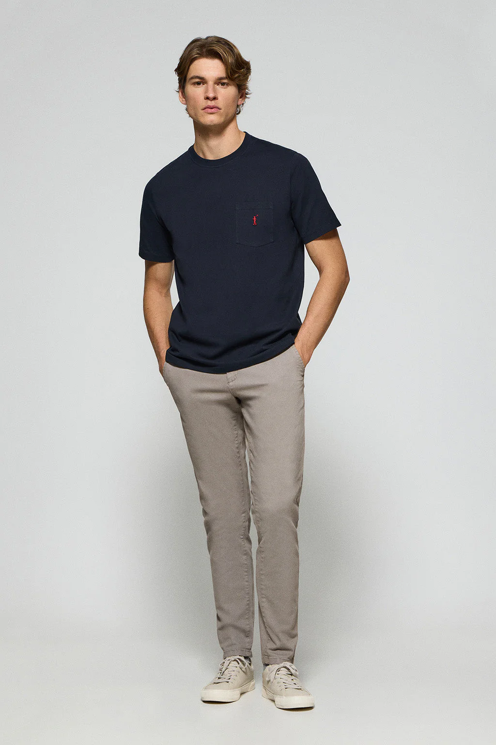 Navy-blue round-neck tee with pocket and Rigby Go logo - Image 3
