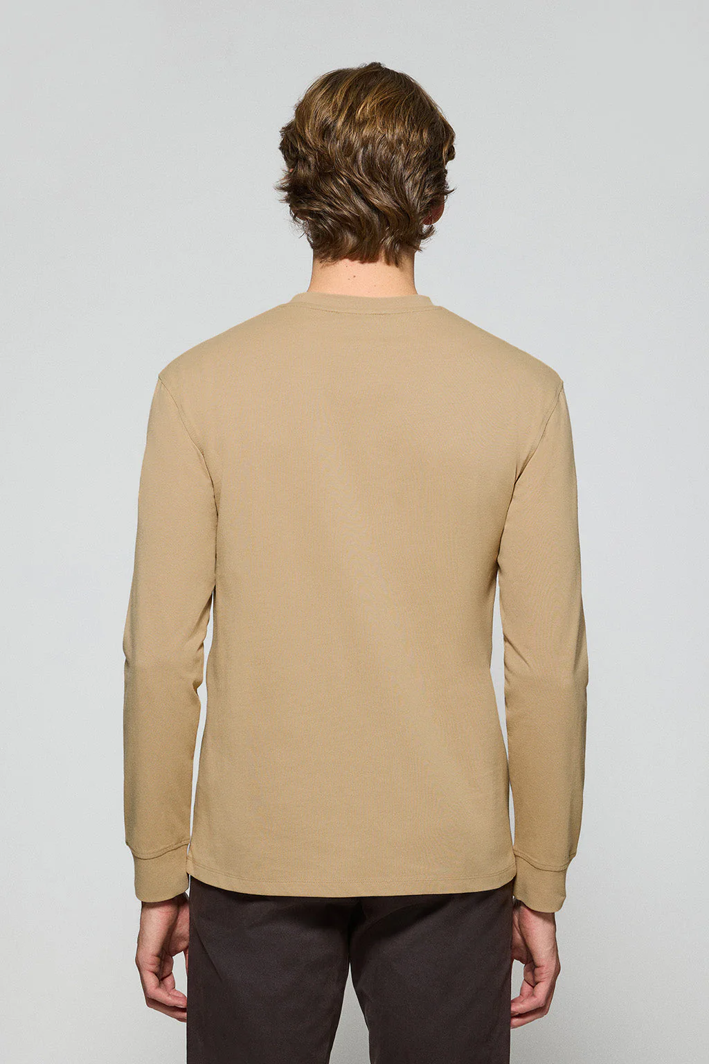 Camel long-sleeve T-shirt with Rigby Go embroidered logo - Image 4