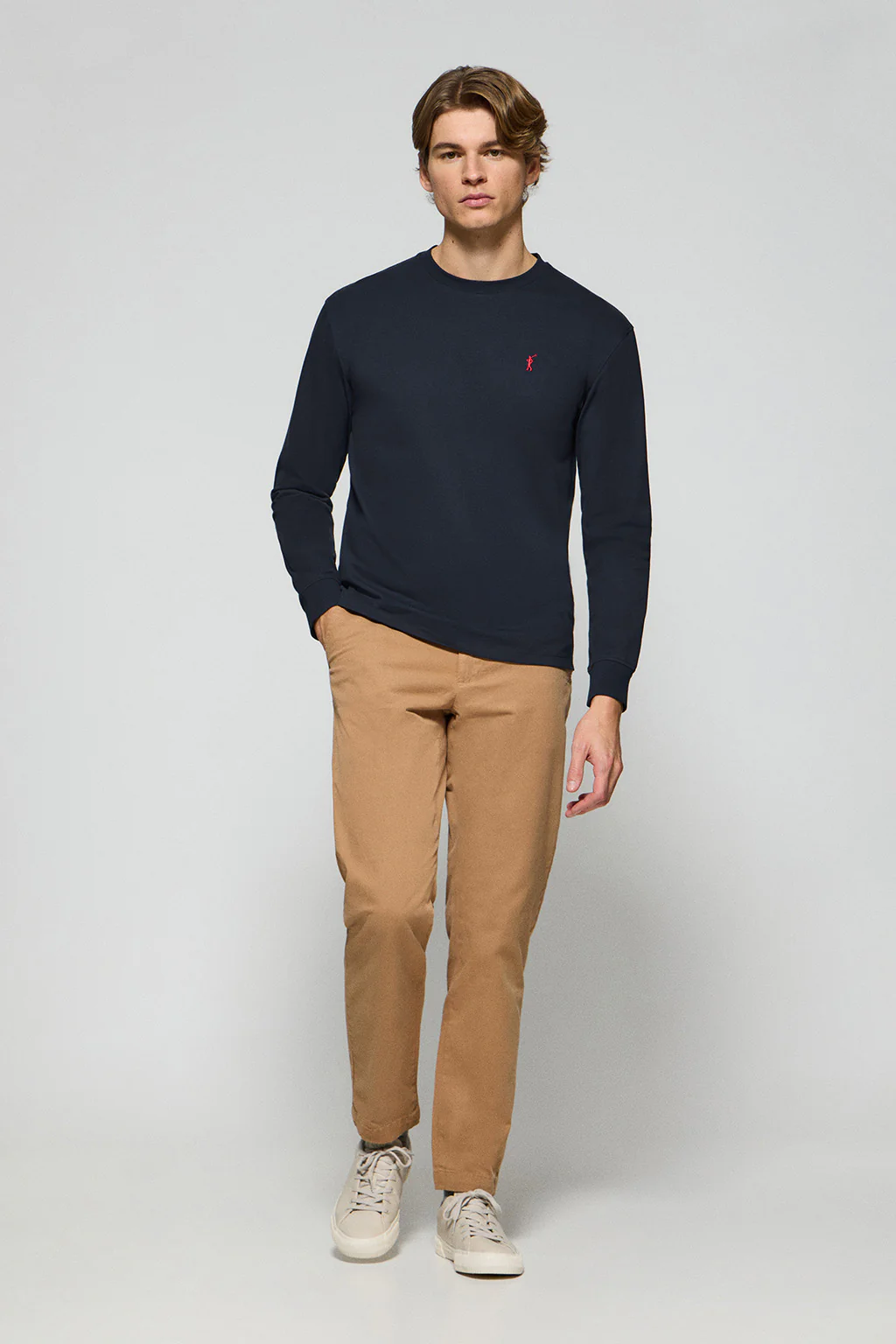 Navy-blue long-sleeve T-shirt with Rigby Go embroidered logo - Image 4