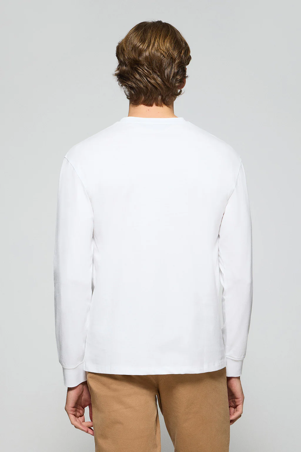 White long-sleeve T-shirt with Rigby Go embroidered logo - Image 2